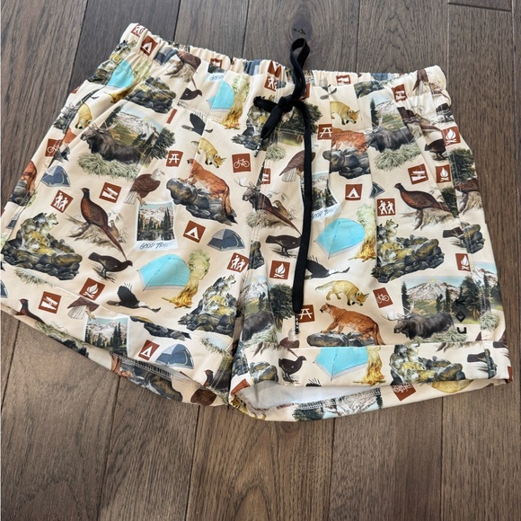 Kavu Pants - Kavu Nature Animal Print Hiking Shorts